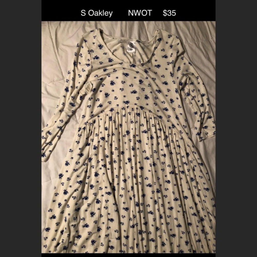 Agnes and Dora Oakley dress